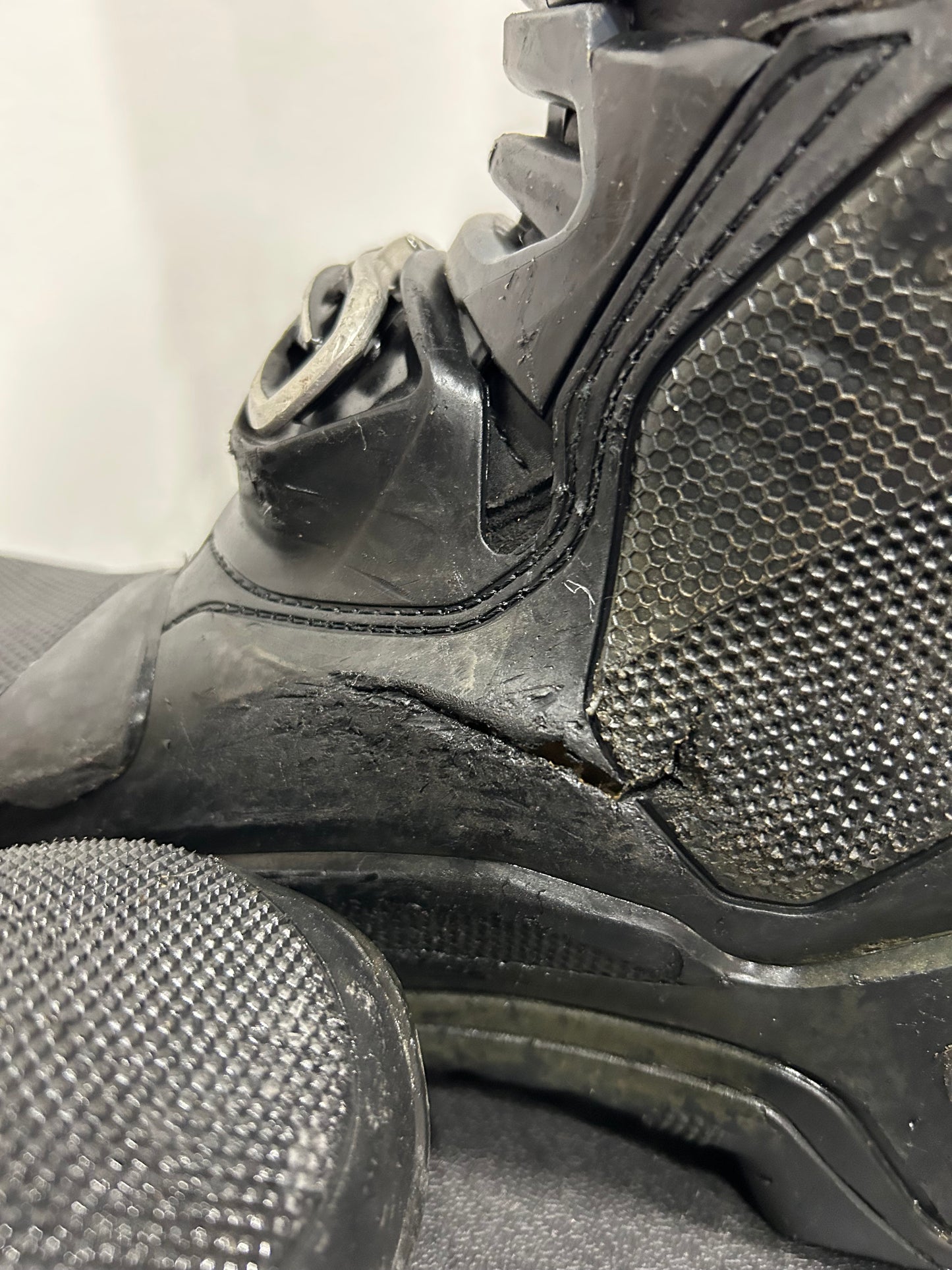Alpinestars Tech 10 - US11/UK10 - Used