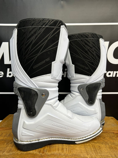 Gaerne Fastback Motocross Boots - White - UK12/US13 - Brand New