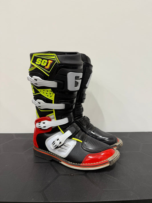 Gaerne SGJ Youth Motocross Boots - US6.5/UK5.5 - Used