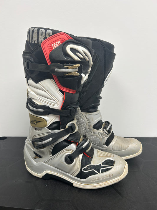 Alpinestars Tech 7 (WH/BL/GOLD) US10/UK9