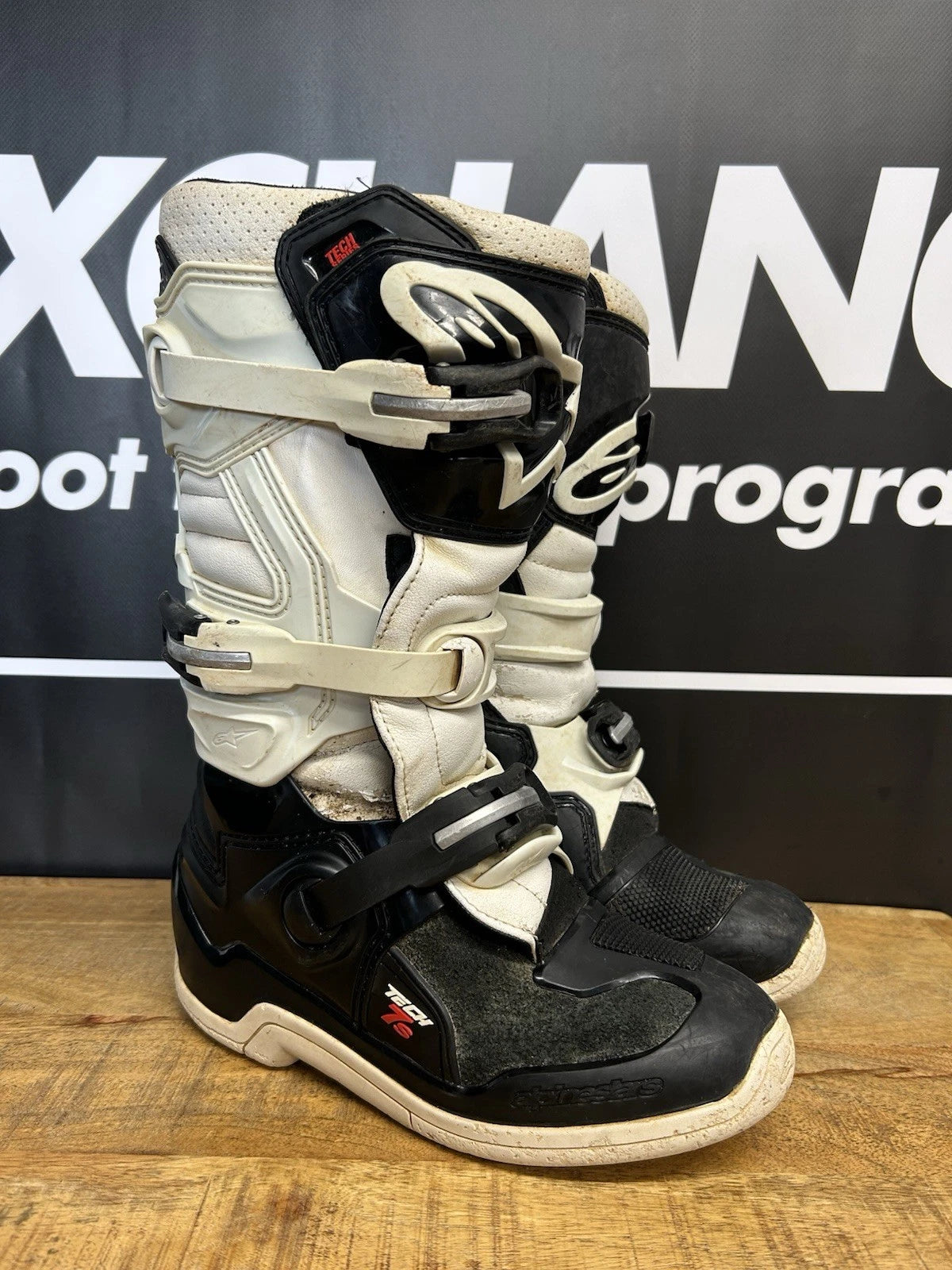 Alpinestars Tech 7s Youth Kids Motocross Boots - UK4