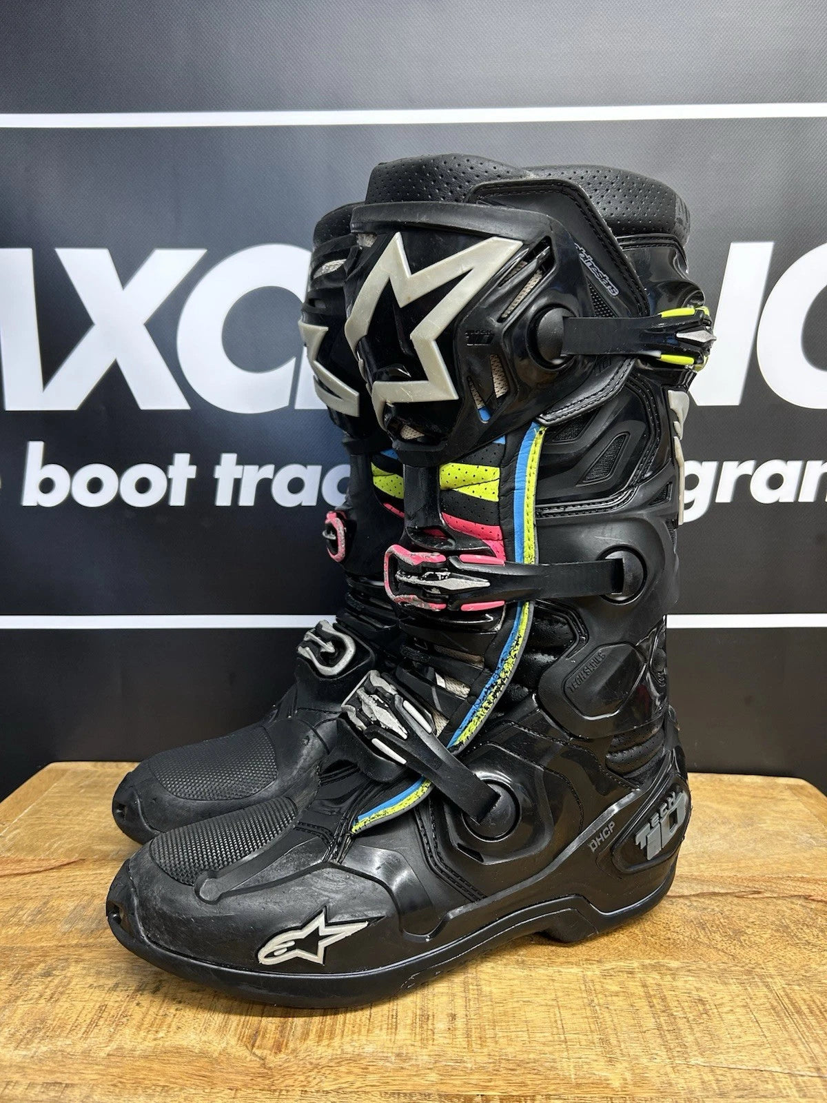 Alpinestars Tech 10 Supervented Motocross Boots - UK8